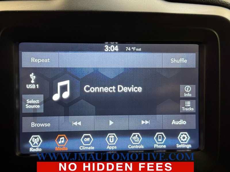 Used 2020 Jeep Renegade Altitude AWD/4WD image 23