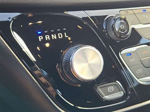 New 2025 Chrysler Voyager LX image 16