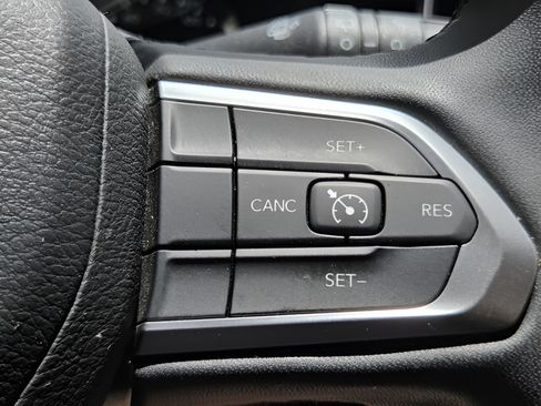 Used 2024 Jeep Compass Latitude AWD/4WD image 26