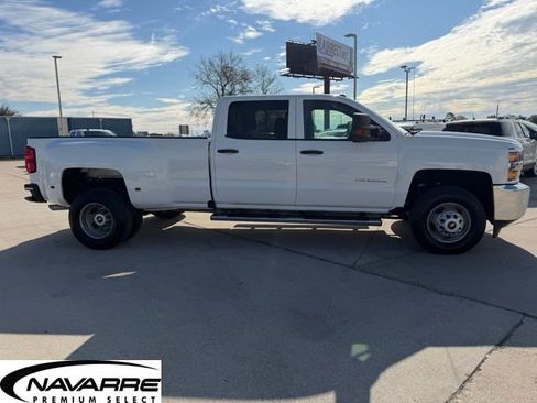Used 2016 Chevrolet Silverado 3500 W/T w/ WT Convenience Package image 9