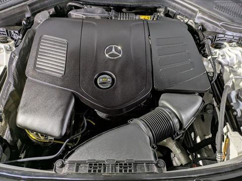 Certified 2025 Mercedes-Benz GLC 300 4MATIC image 25