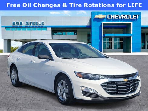 Used 2023 Chevrolet Malibu LS image 1