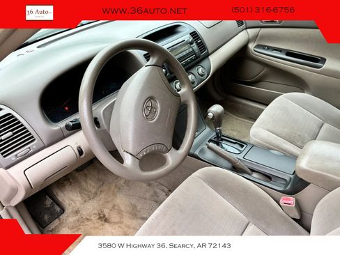 Used 2005 Toyota Camry LE image 18