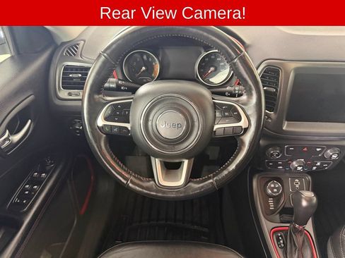 Used 2018 Jeep Compass Trailhawk w/ Leather Interior Group AWD/4WD image 9