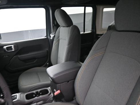 New 2026 Jeep Wrangler Sport S image 31