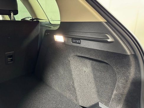 New 2026 Lincoln Corsair Premiere image 58