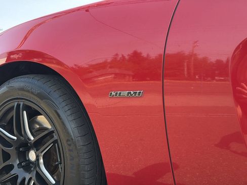 Used 2013 Dodge Charger R/T RWD image 2