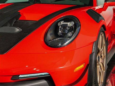 Certified 2025 Porsche 911 GT3 RS RWD image 9