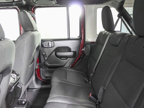 Used 2021 Jeep Wrangler Unlimited Sport image 19