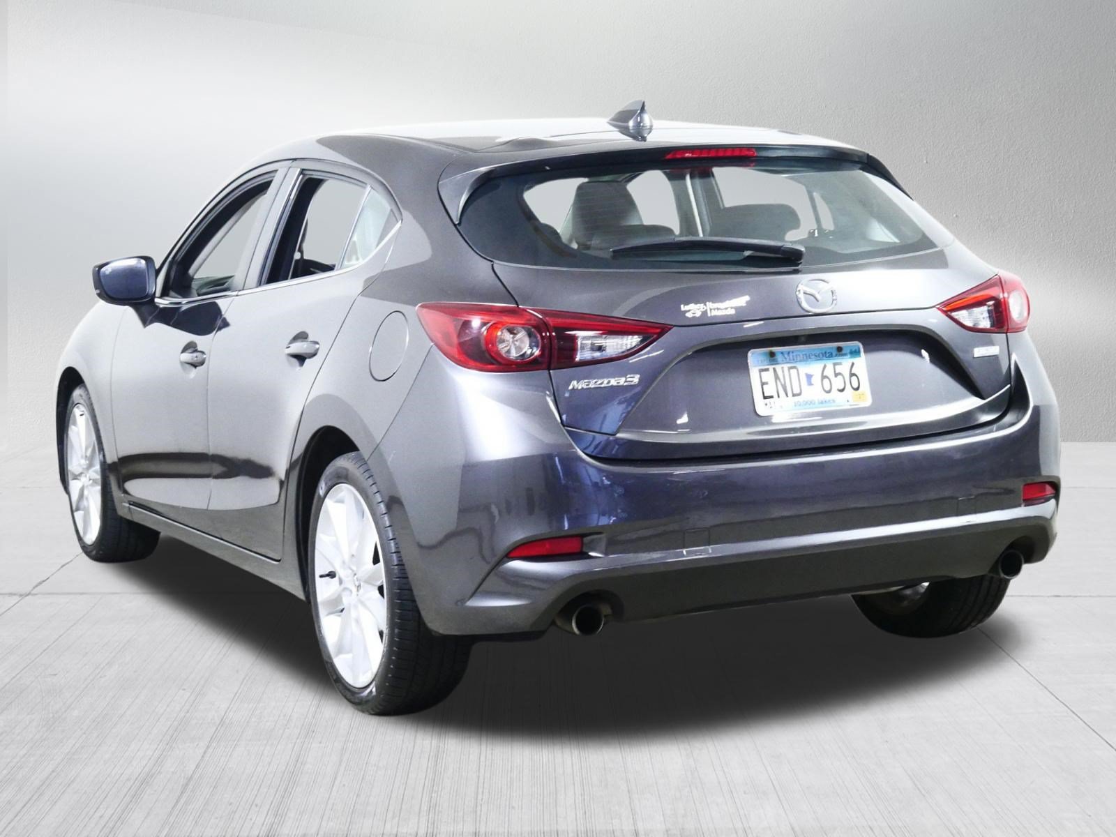 Used 2017 MAZDA MAZDA3 Grand Touring w/ Premium Equipment Package FWD image 5