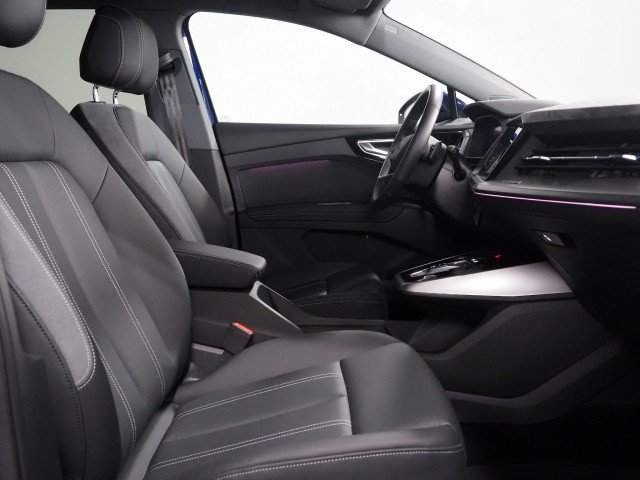 Used 2023 Audi Q4 e-tron Premium Plus w/ Premium Plus RWD image 15