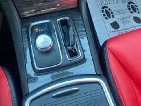 Used 2019 Chrysler 300 Touring w/ Driver Convenience Group RWD image 14