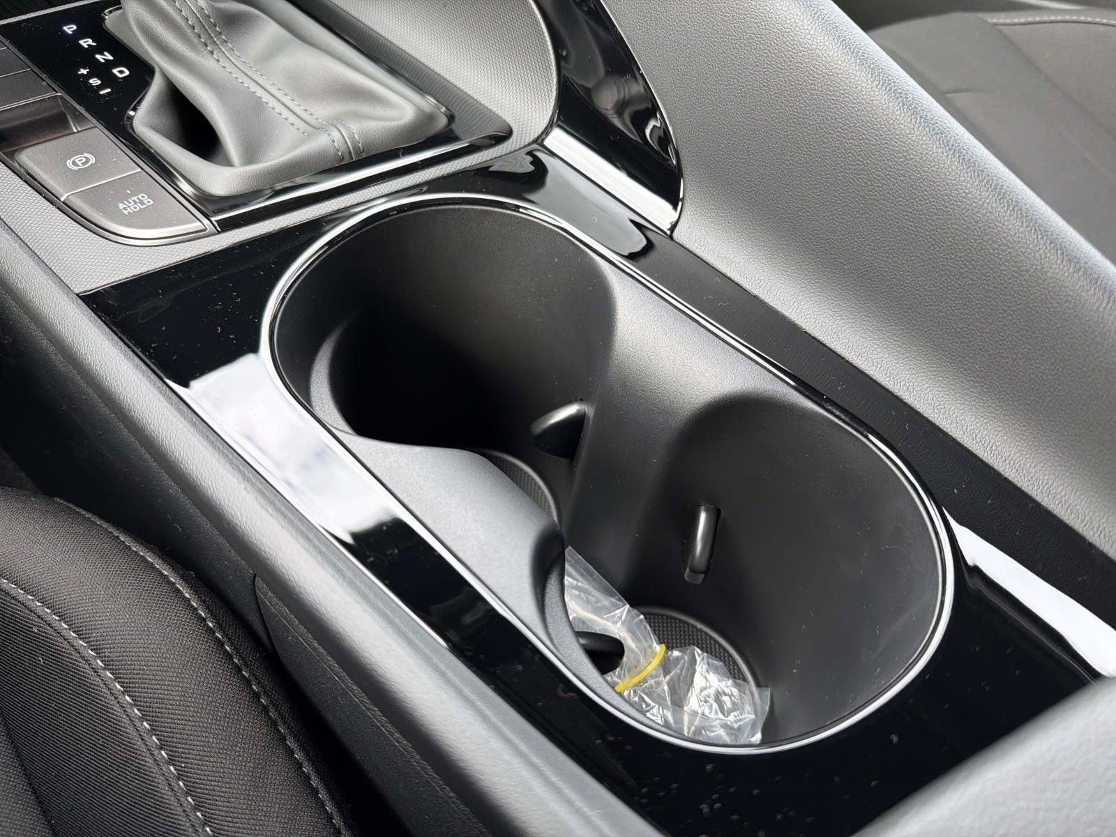 New 2026 Hyundai Elantra SEL FWD image 10