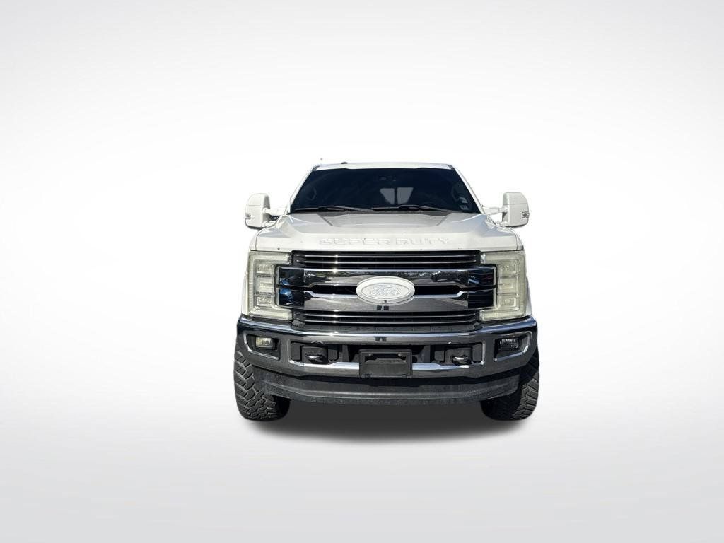 Used 2017 Ford F250 Lariat w/ Lariat Ultimate Package AWD/4WD image 3