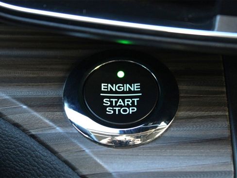 Used 2020 Ford Explorer Limited w/ Class III Trailer Tow Package image 25