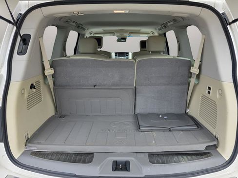 Used 2017 INFINITI QX80 2WD w/ Driver Assistance Package image 13