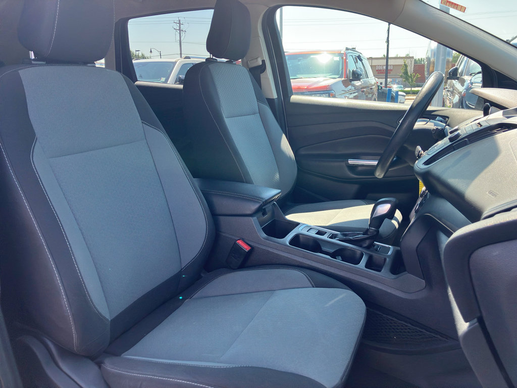 Used 2018 Ford Escape SE FWD image 32