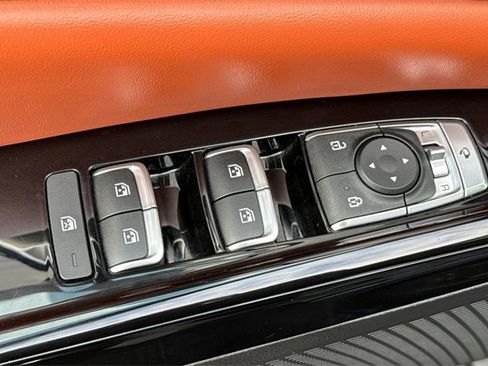 Certified 2022 Kia Carnival SX Prestige image 14