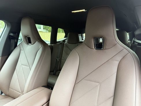 Used 2026 BMW iX xDrive45 w/ Premium Package image 22