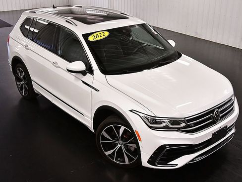 Used 2022 Volkswagen Tiguan SEL R-Line AWD/4WD image 13