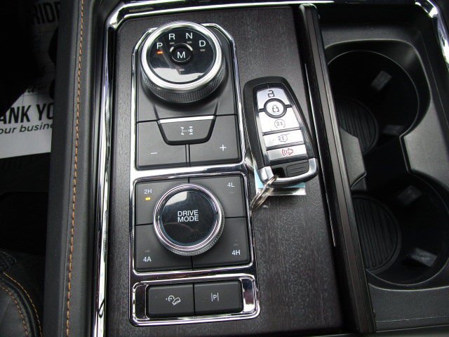 Used 2022 Ford Expedition Max Platinum AWD/4WD image 23