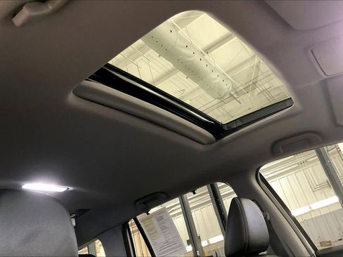Used 2021 Honda Pilot Special Edition image 14