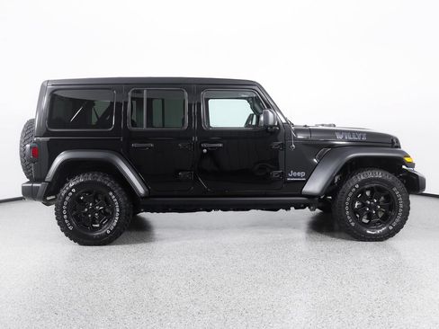 Used 2023 Jeep Wrangler Unlimited w/ Sun & Screen Package AWD/4WD image 10