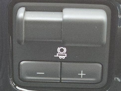 New 2026 GMC Sierra 1500 SLT w/ SLT Premium Plus Package image 11