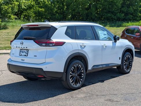 New 2026 Nissan Rogue SV AWD/4WD image 7