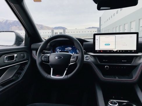 New 2025 Ford Explorer ST w/ Sun And Sound Package image 8