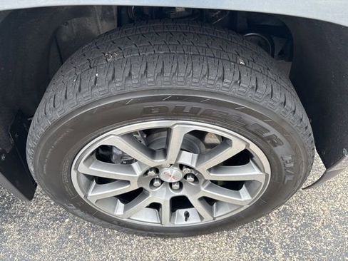 Used 2022 GMC Canyon Denali AWD/4WD image 17
