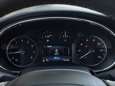 Used 2020 Buick Encore Preferred AWD/4WD image 23