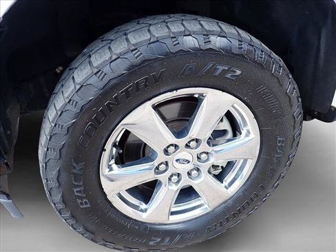 Used 2018 Ford F150 XLT w/ Equipment Group 301A Mid AWD/4WD image 7