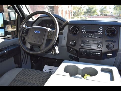 Used 2015 Ford F250 XL w/ Power Equipment Group image 28