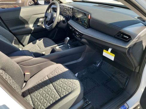 New 2026 Nissan Kicks SV w/ Illumination Package FWD image 11