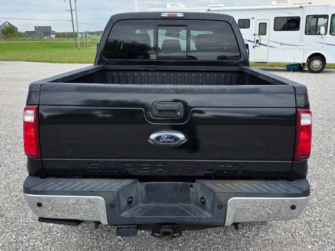 Used 2015 Ford F250 XLT w/ XLT Premium Package image 6