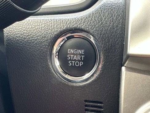 Used 2022 Toyota 4Runner Limited image 27