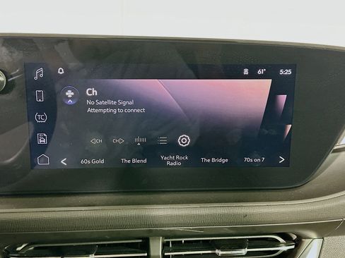 Used 2025 Buick Envista Preferred image 19