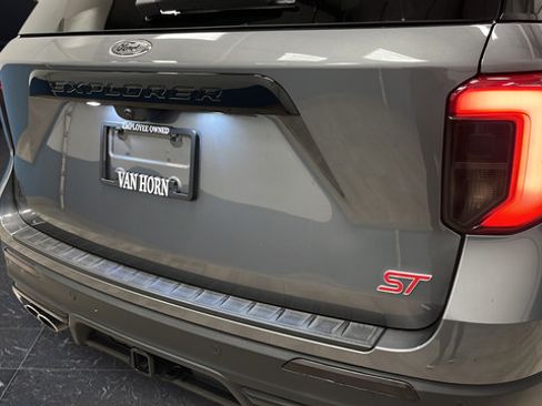Used 2024 Ford Explorer ST w/ Equipment Group 401A AWD/4WD image 41