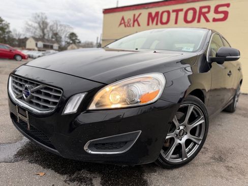 Used 2011 Volvo S60 T6 image 1