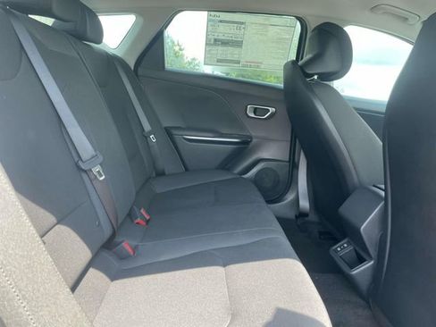 New 2026 Kia K4 FWD image 39