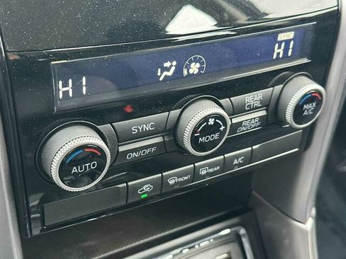 Used 2021 Subaru Ascent 8-Passenger image 25