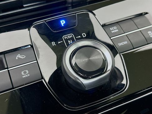 Used 2024 Toyota bZ4X XLE image 24