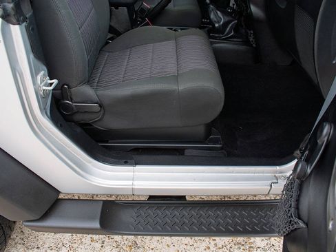 Used 2012 Jeep Wrangler Sport AWD/4WD image 30