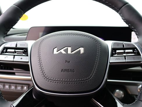 Used 2025 Kia Telluride EX X-Line image 29