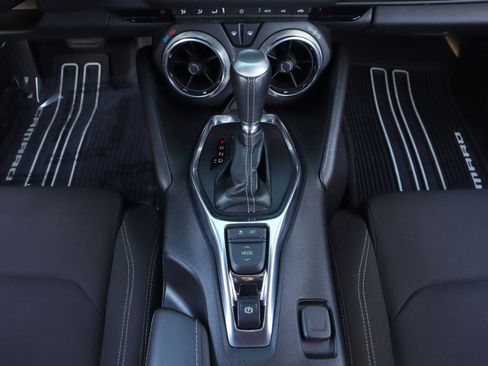 Used 2020 Chevrolet Camaro LT image 21