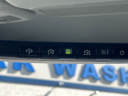 Used 2014 Nissan Rogue SL image 36