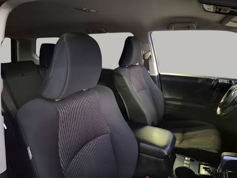 Used 2024 Toyota 4Runner TRD Off-Road image 15