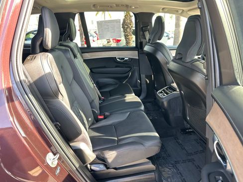 Certified 2025 Volvo XC90 B5 Core w/ Protection Package Premier image 24