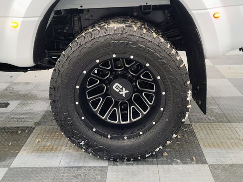 Used 2017 Ford F350 Lariat w/ Lariat Value Package image 20